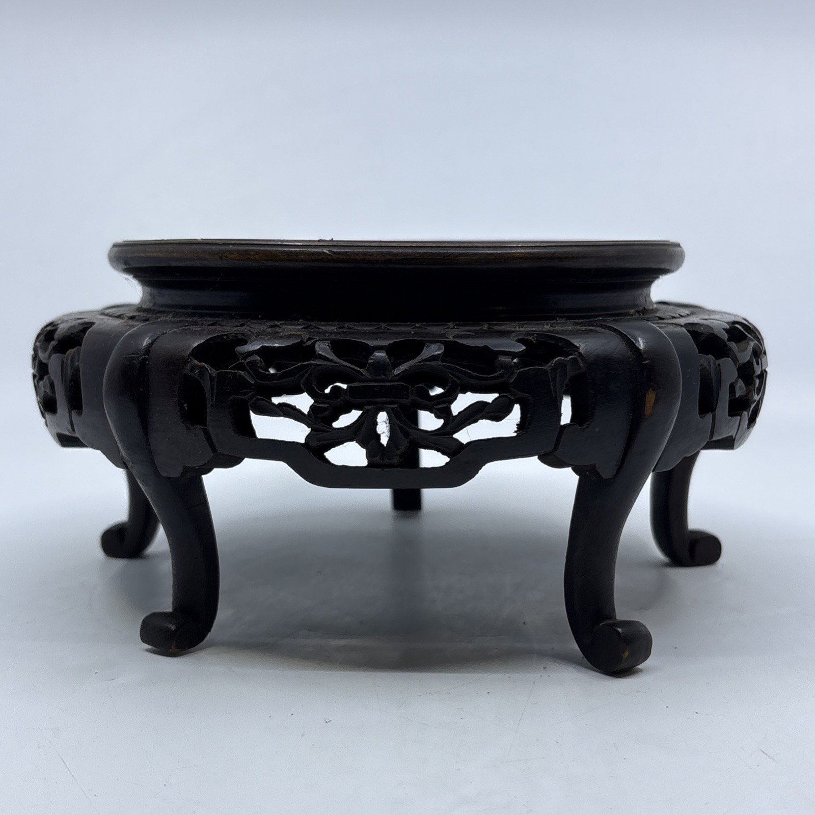 Vtg Chinese Wood Display Stand Vase Plant Asian Lamp Base Footed Round 6″ Inner