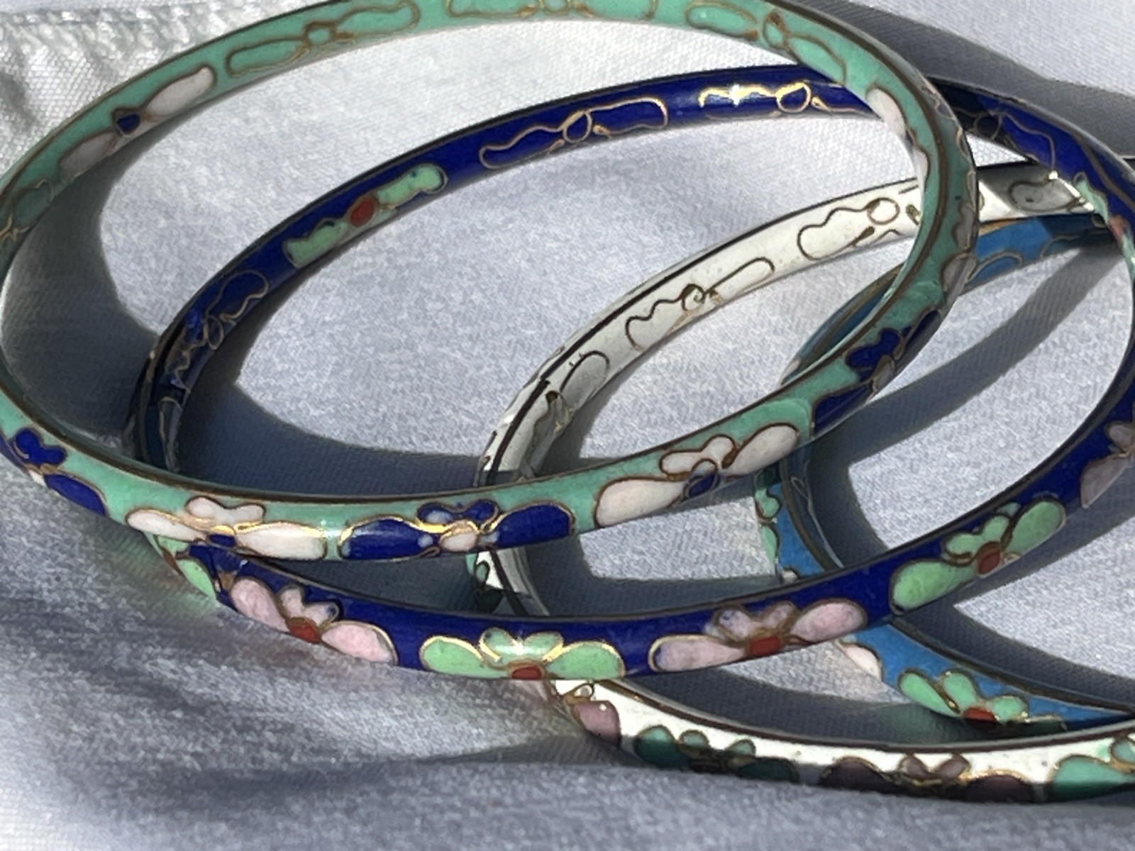 (9) Vintage c. 1987 Chinese Cloisonné Bangle Bracelets Floral Multicolor