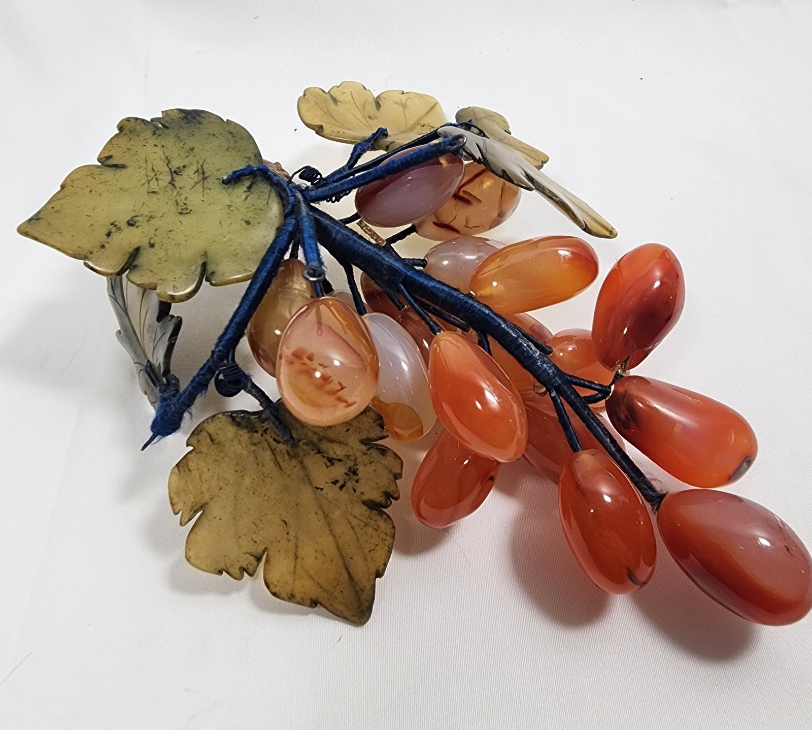 Vintage 1960’s Chinese Jade and Carnelian Grape Sculpture Beautiful Color
