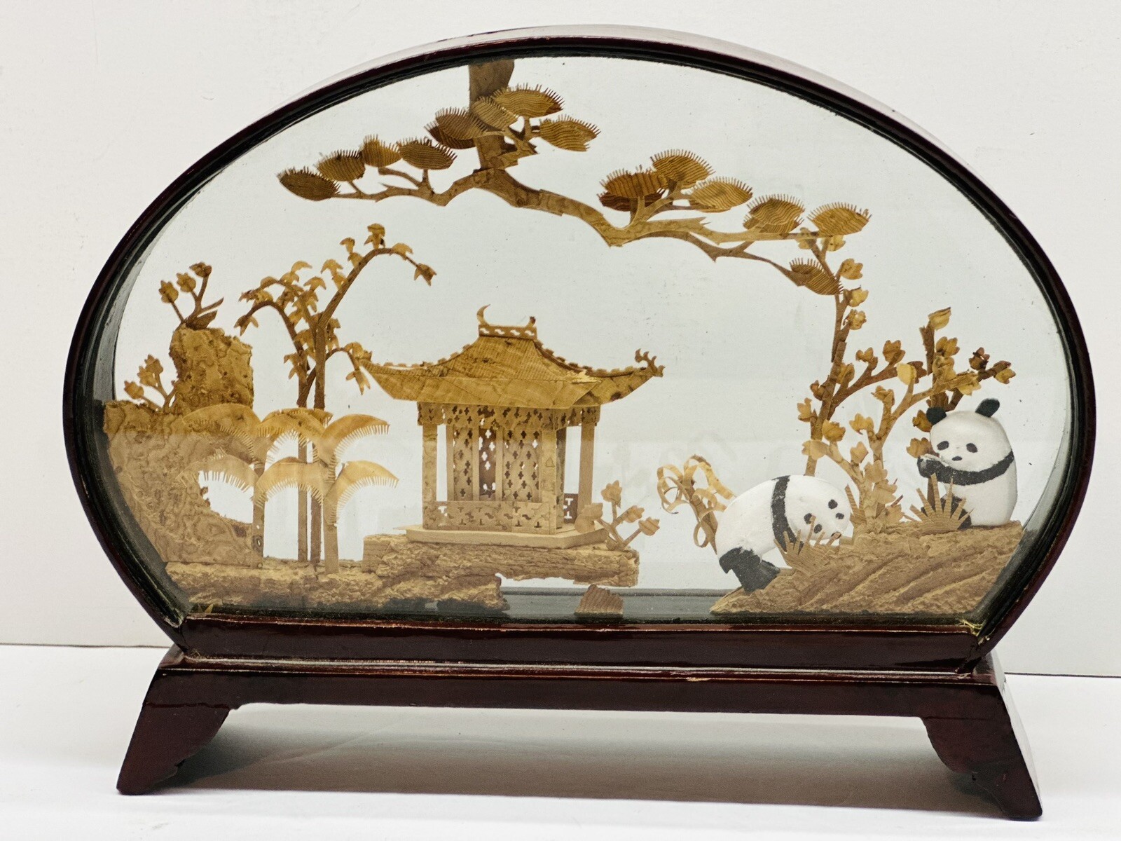 Vintage Chinees Hand Carved Cork Diorama Lacquer Cherry Wood With Pandas 8″ x 6″
