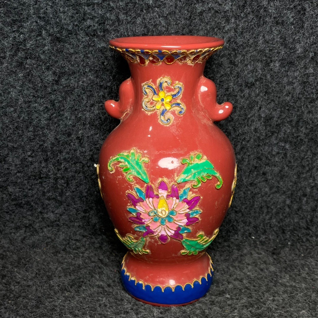 Cloisonn é enamel multicolored glazed porcelain vase