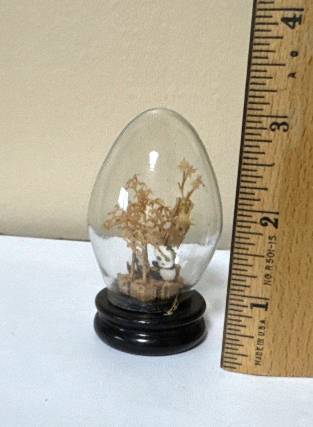 SAN YOU Cork Diorama Pair Of Pandas Under Egg Shape Glass Dome on wood base 3”H