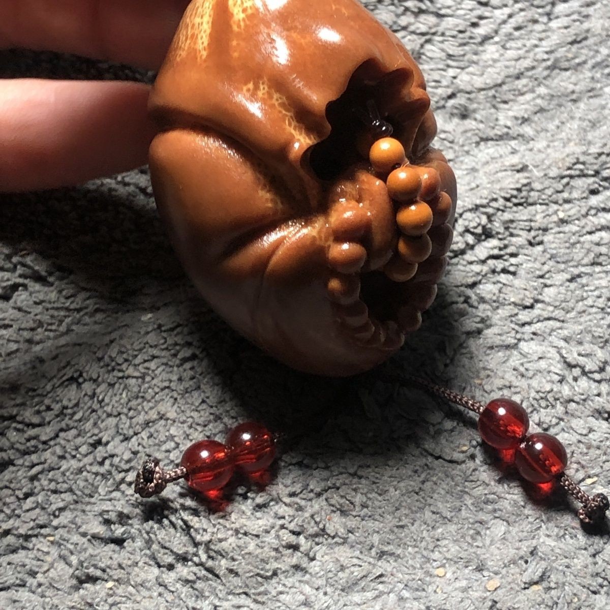 Brazilian Olive Nut Hollow Faceless Buddha Hand Carved Pendant Wenwan Hand Piece