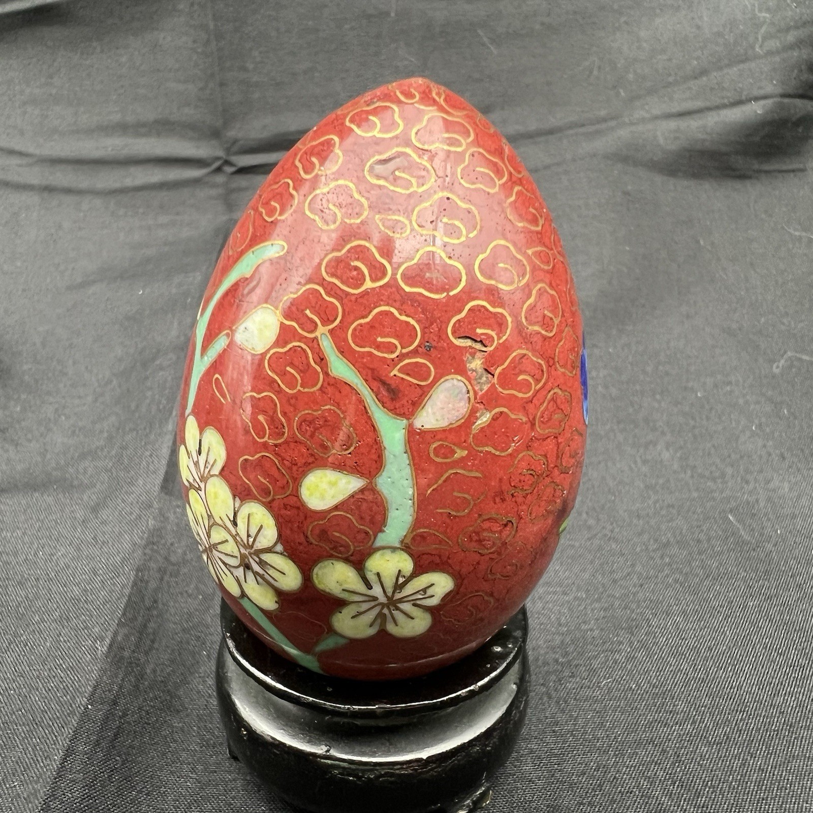 Vintage Chinese Cloisonne Enamel Egg Pair Red Blue Floral w Wood Stands
