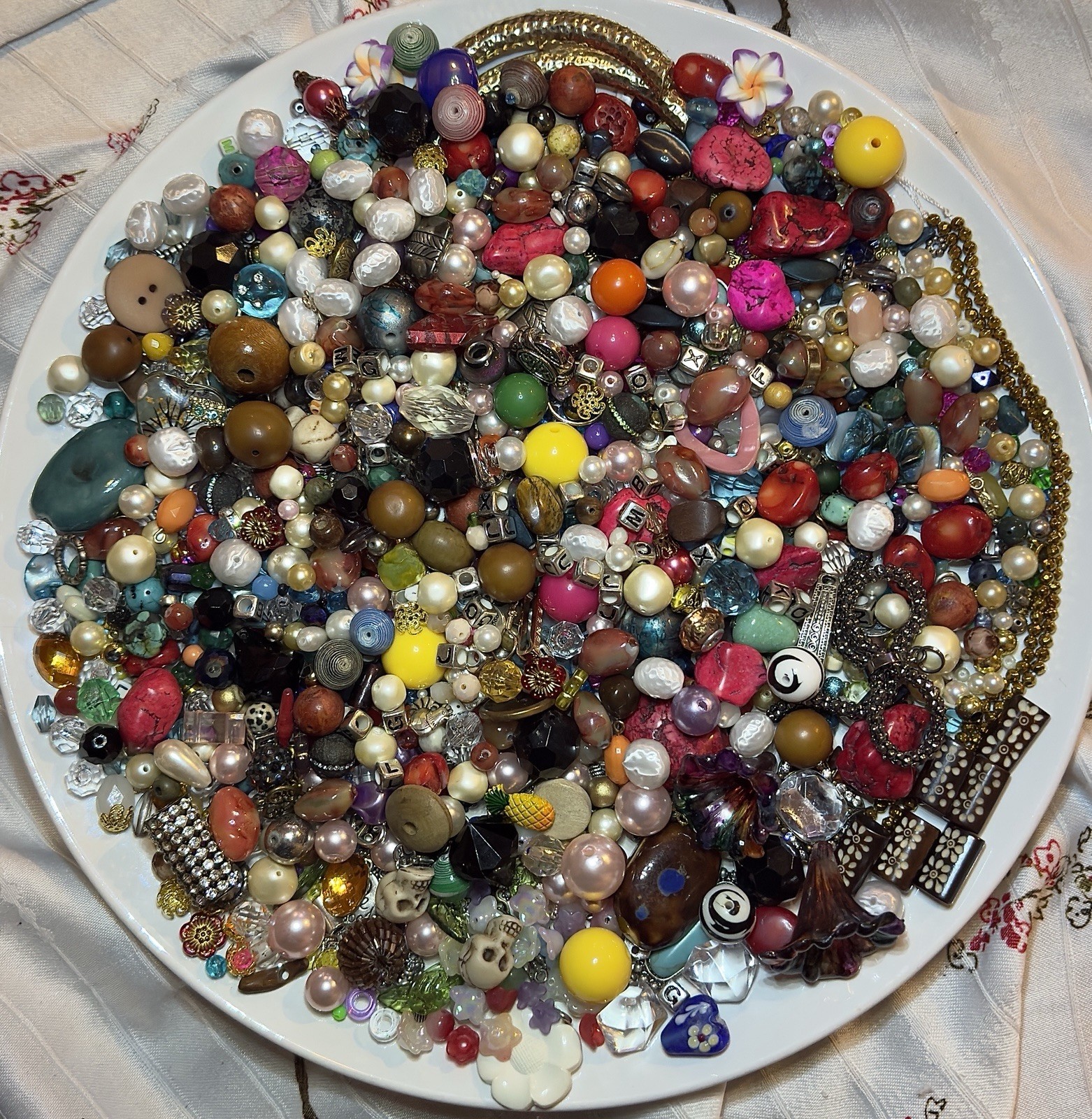 3+lbs Art Craft Jewelry Bead Charm Stone Misc Findings Lot