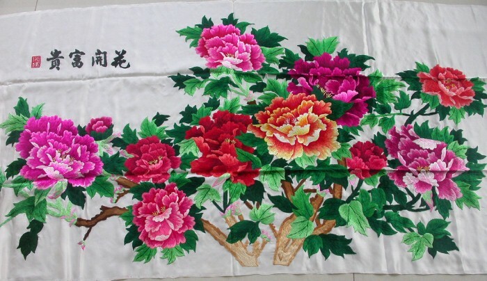 Chinese 100% hand embroideried silk Xiang (hunan) embroidery art:Peony 153cm
