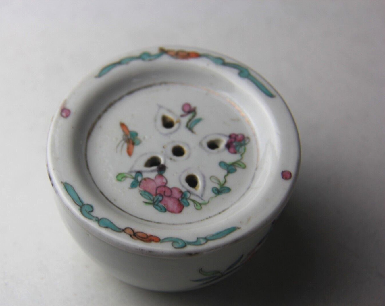 Antique Chinese Porcelain Famille Rose Cricket Cage Box