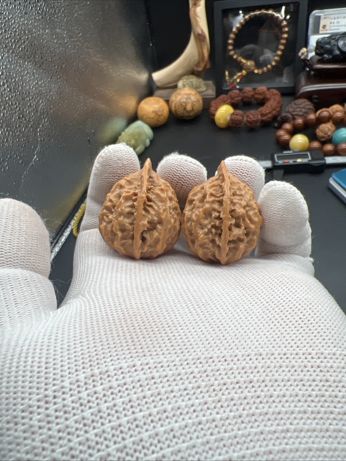Pair of Match Chinese Health Small Walnut Collection精配文玩核桃🐉龙脊纹秋子小手捻