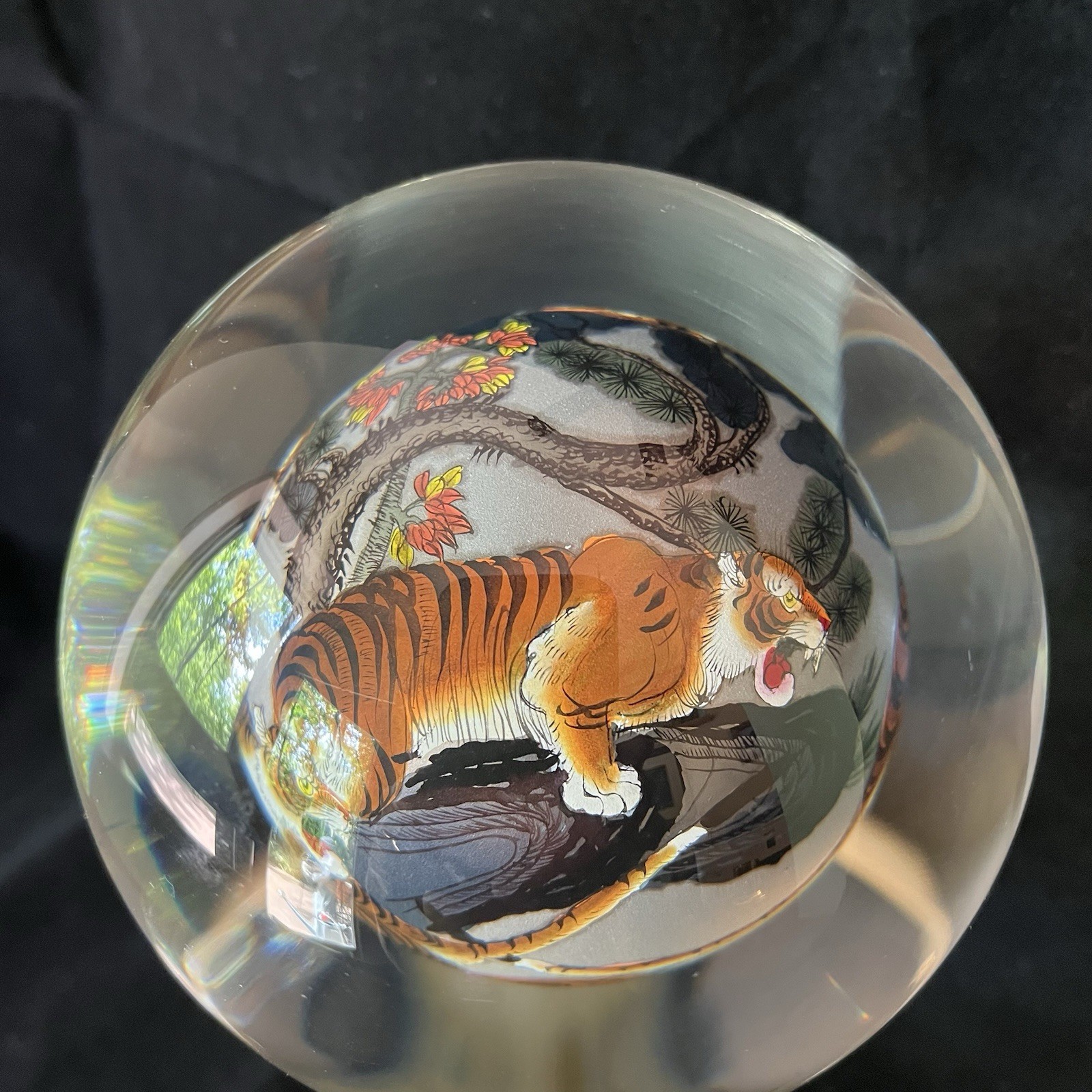 Chinese Glass Globe Five Tigers Inside Painted Reverse Art Lg 4.5in On Gold Base