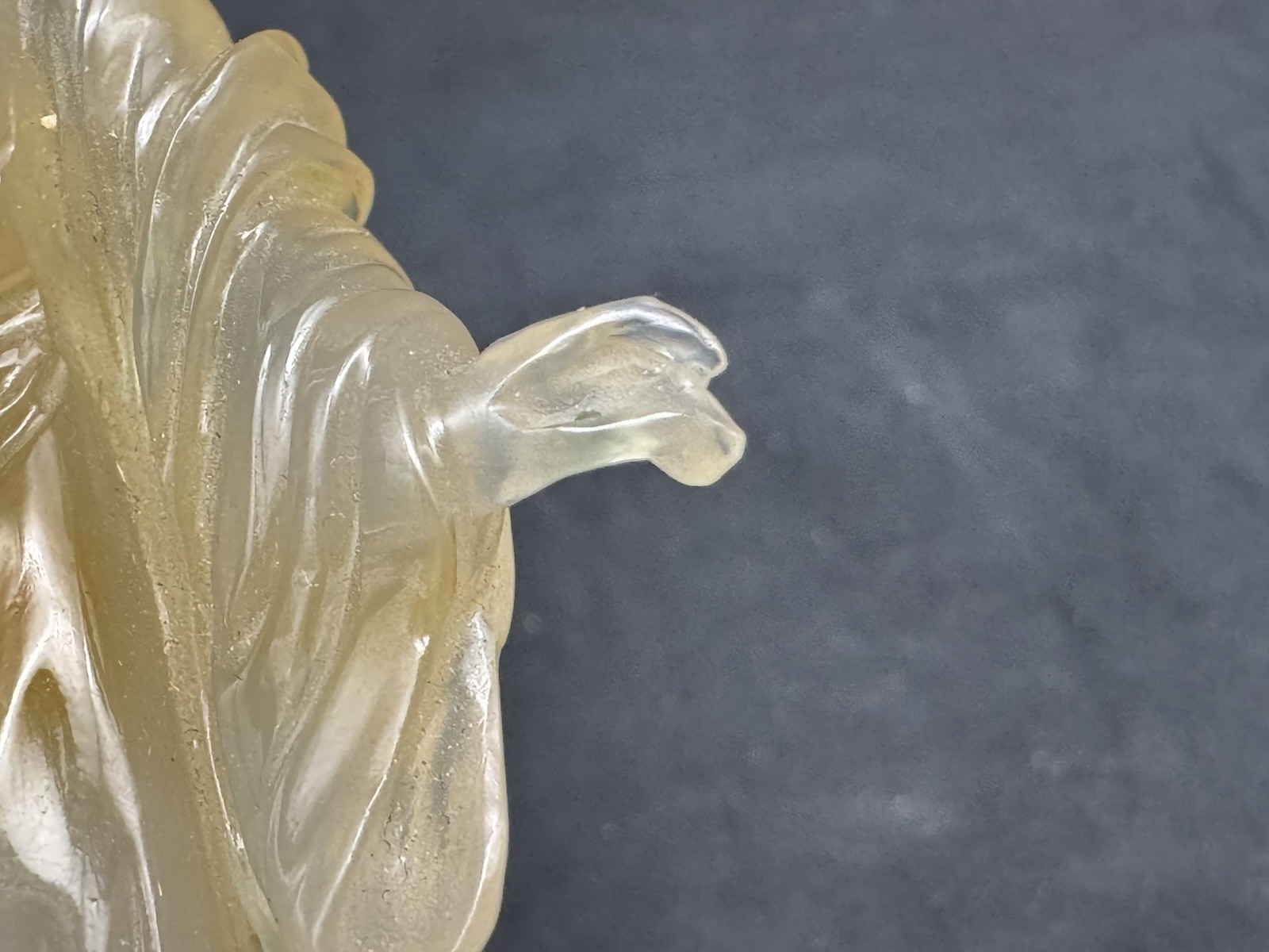 Chinese Carved Agate Stone Lady Sculpture, 4.5″