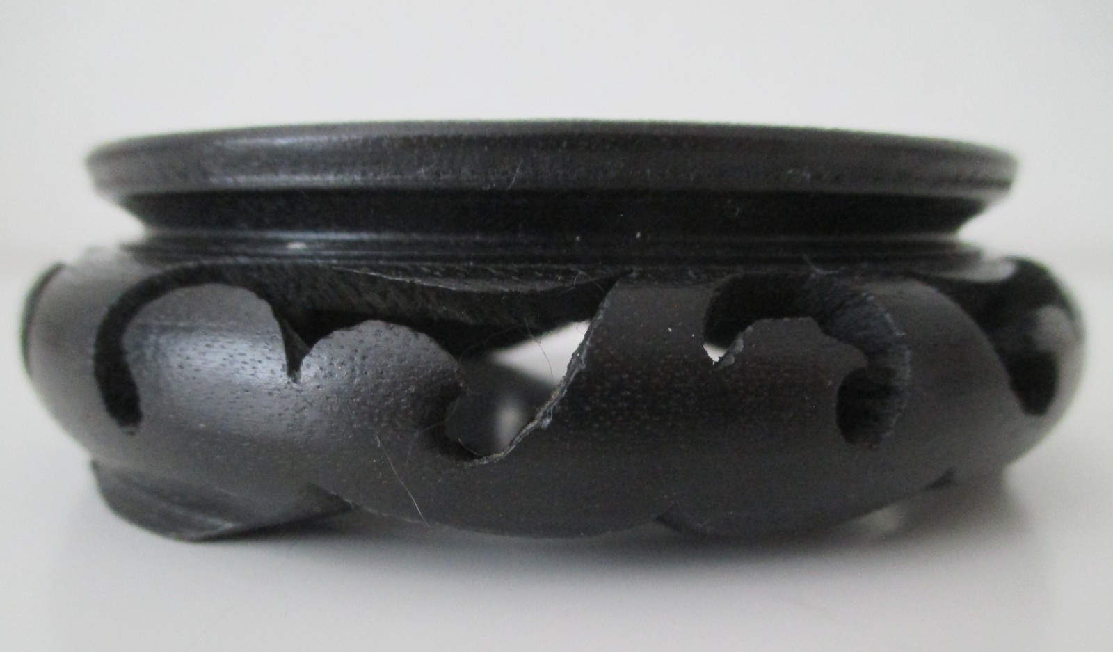 Chinese Black Hand Carved 4″ Footed Wooden Stand for 3.25″ Dia Base Vtg AZB