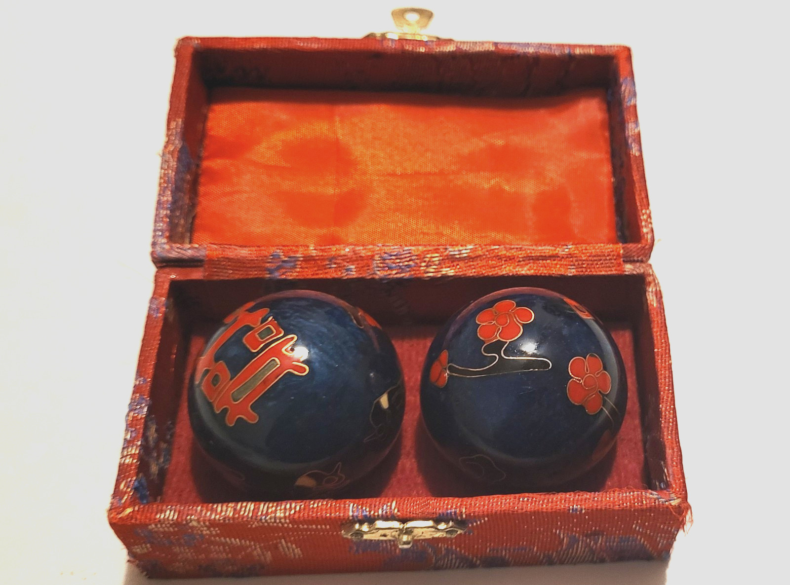 Vintage Chinese Baoding Health Balls Internal Chimes Meditation Red Box