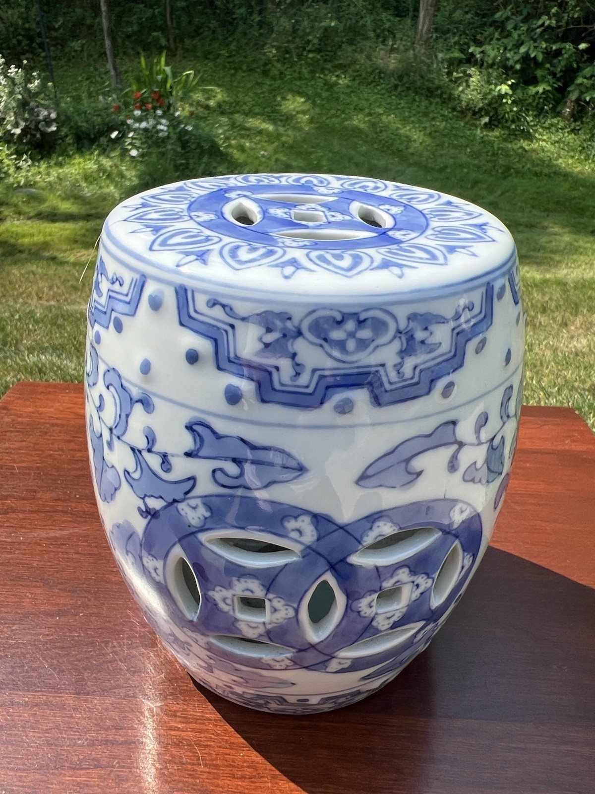 VTG Handpainted Blue and White Chinoiserie Porcelain Plant Stand Riser Pedestal