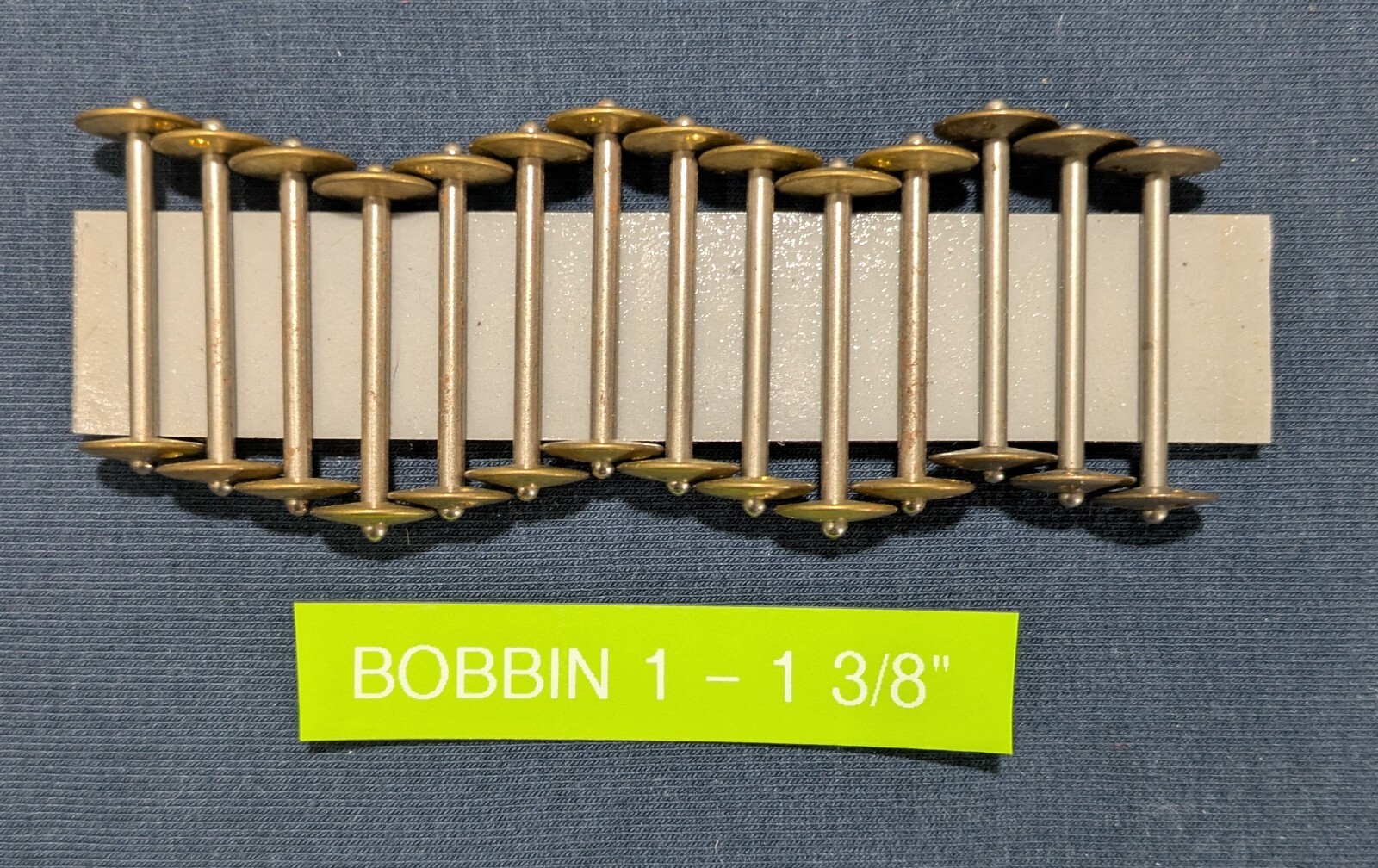 Vintage Sewing Machine Bobbins for Shuttle – Hundreds – combined shipping