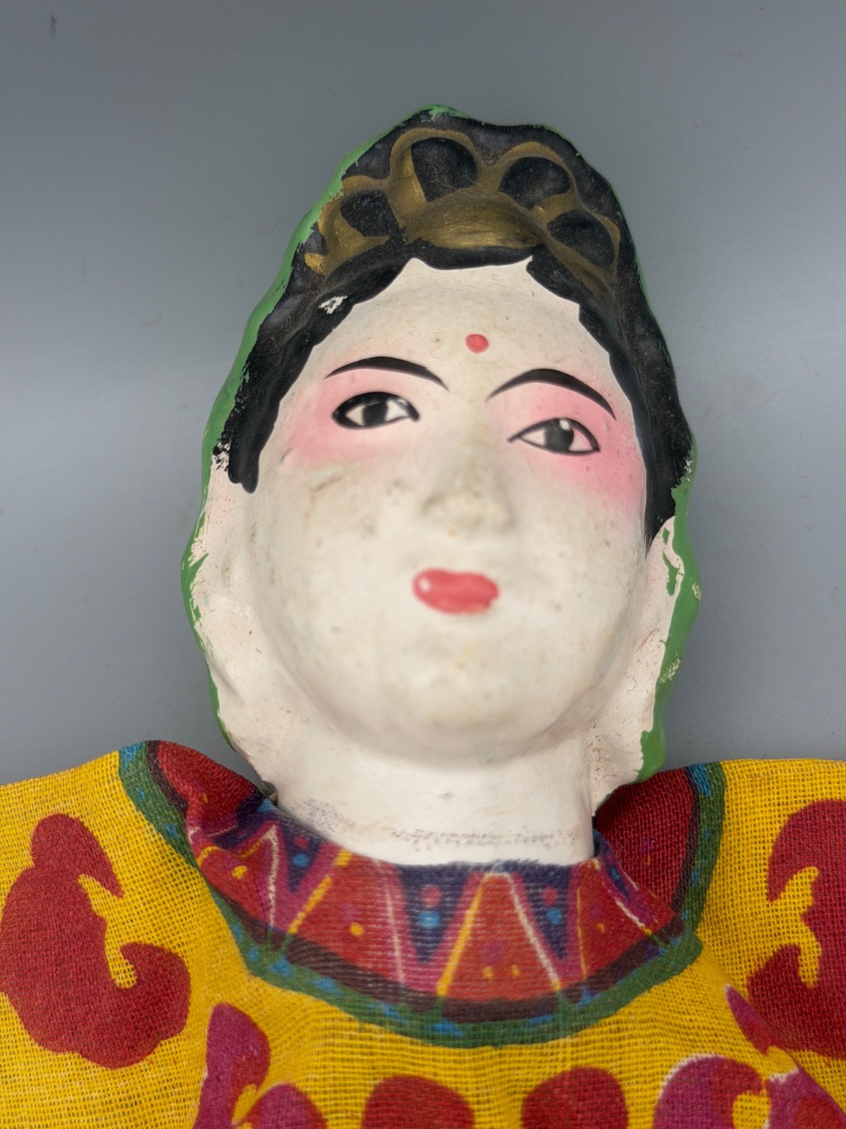 VINTAGE 1950s Hand Carved Wood & Fabric Chinese Opera Female Hand Puppet – 12″