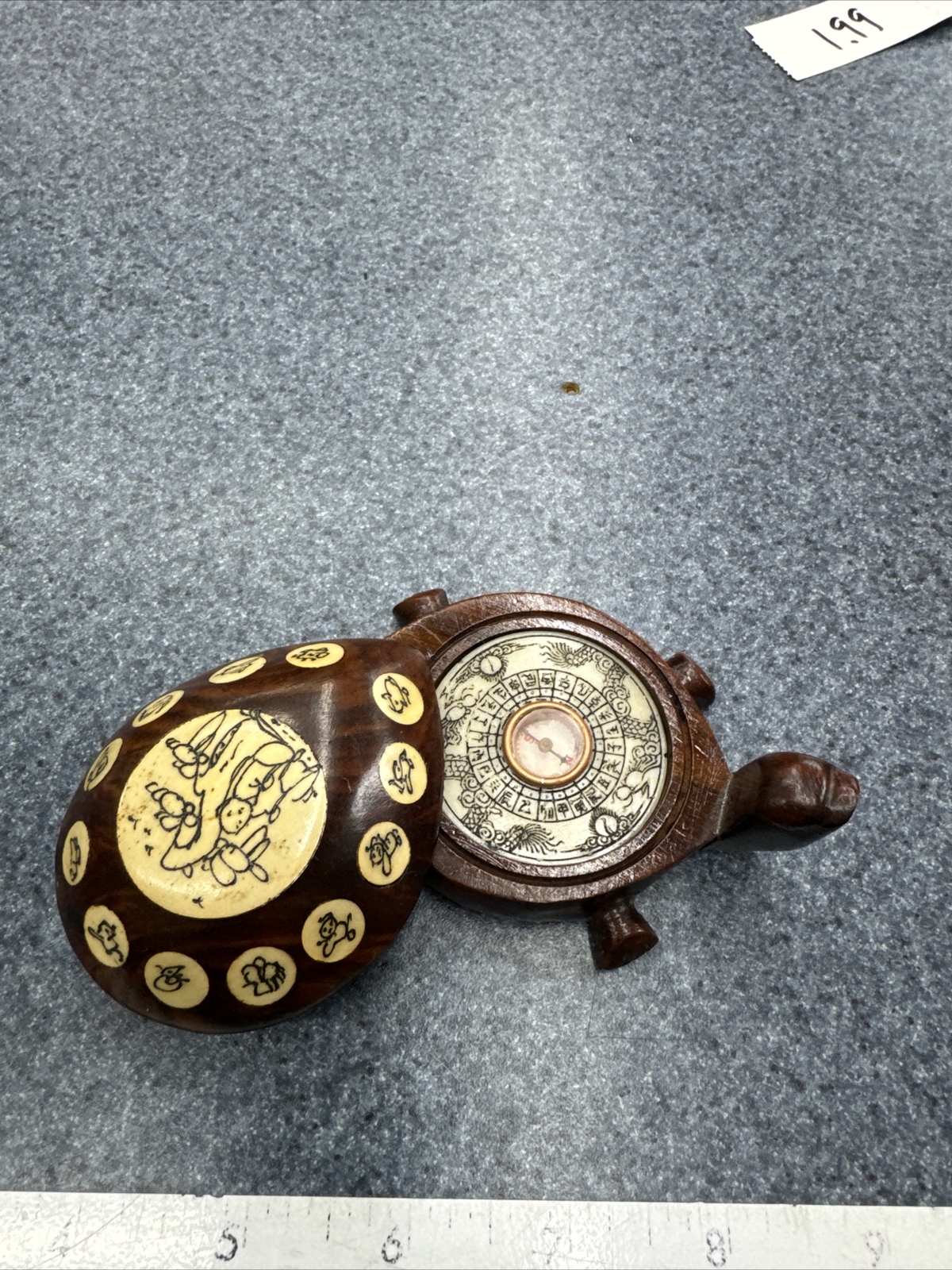 VINTAGE CARVED WOOD TURTLE OPENS TO COMPASS WITH INLAID CHINESE ZODIAC SIGNS