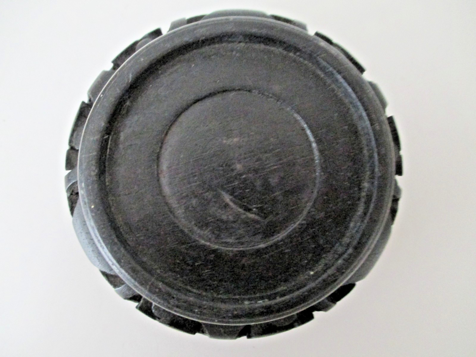 Chinese Black Round Hand Carved 3.75″ x 1.5″ T Stand for Base 3″ Vintage AZB