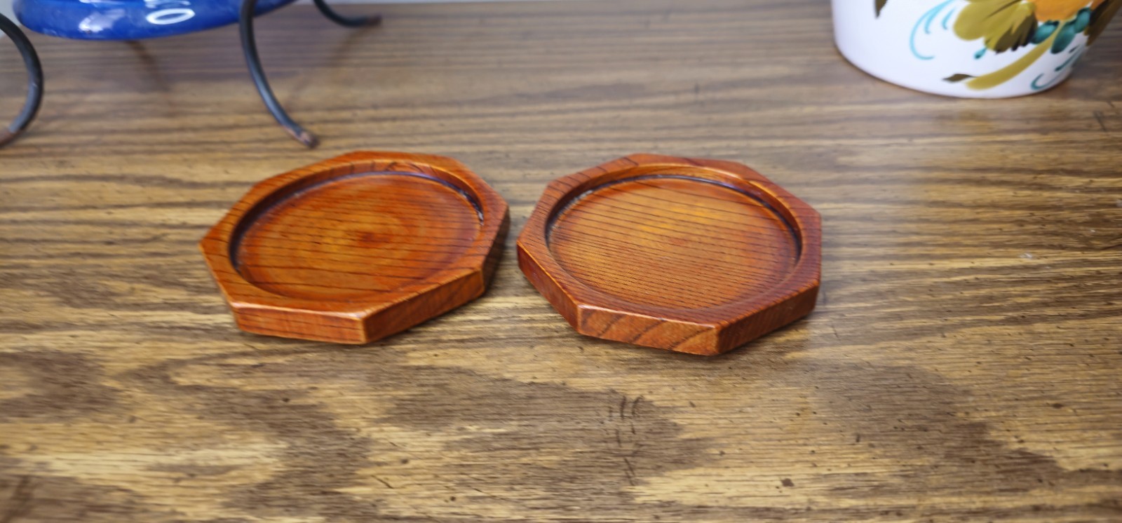 Vintage Chinese Bud Vase Stands MCM Set of 2 Asian Decor Wood Display 3.25″ dia.