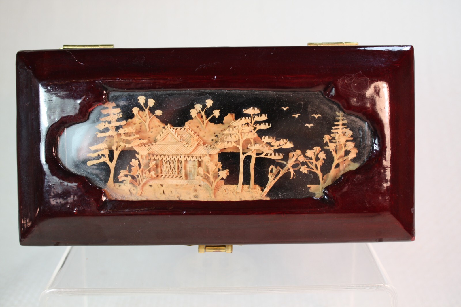 Vtg Chinese Lacquered Carved Cork Diorama in Lid Jewelry Trinket Box with Lock