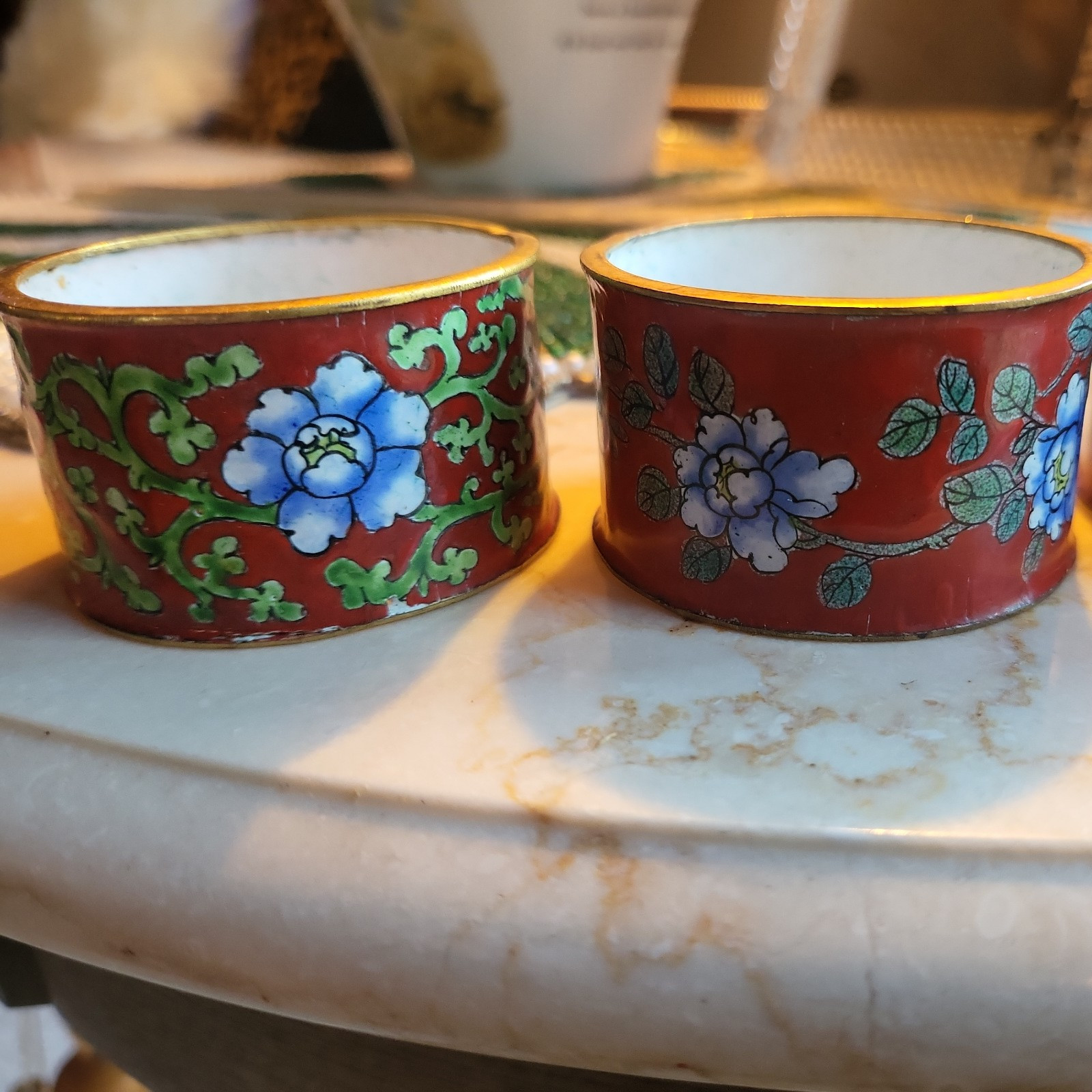 4 Vintage Cloisonné Napkin Ring Enamel red asian Floral Design Unique Multicolor