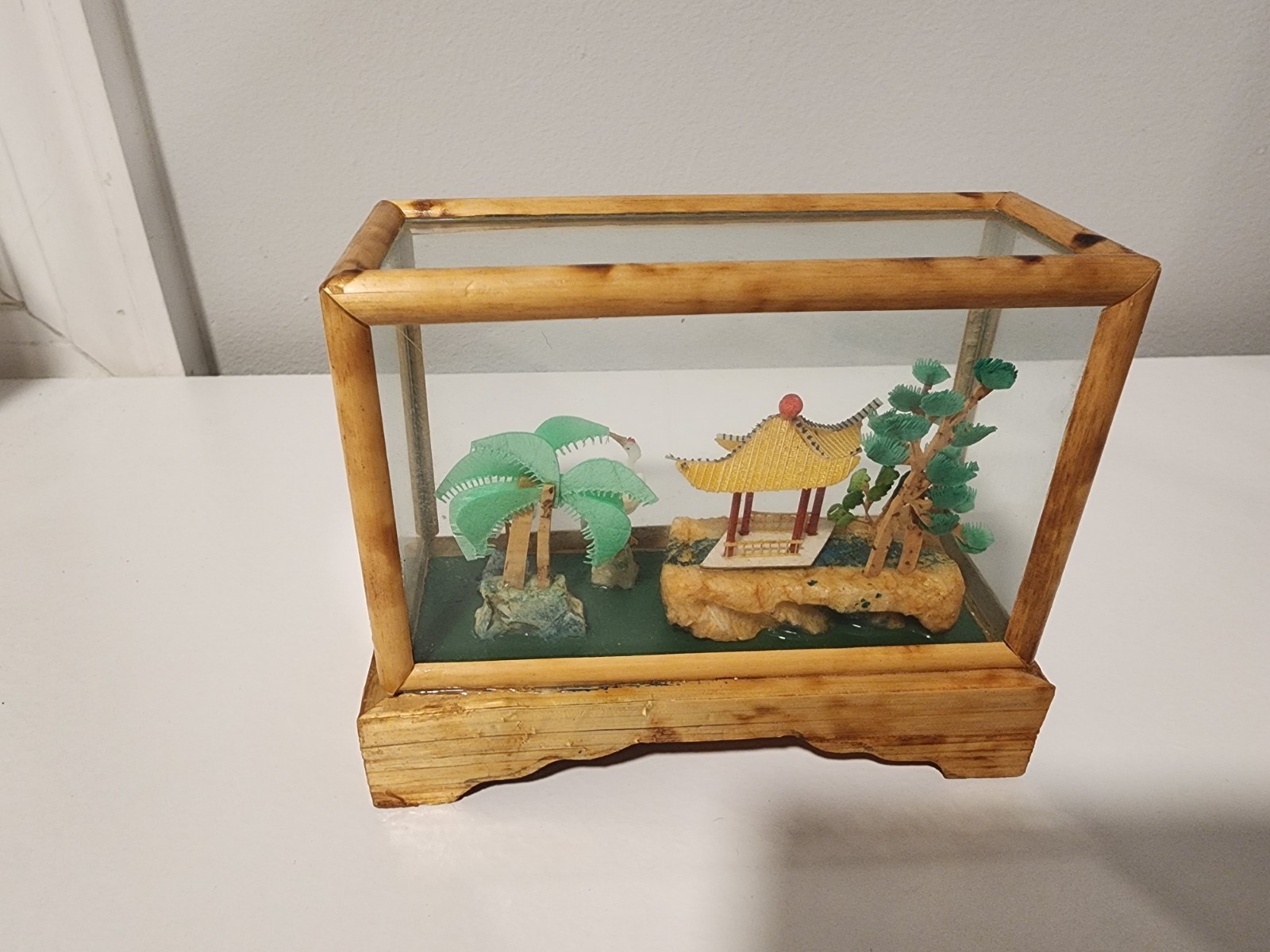 Vintage Oriental Asian Art Diorama 4”x3.5” Bamboo Glass Case Pagoda Trees Cranes