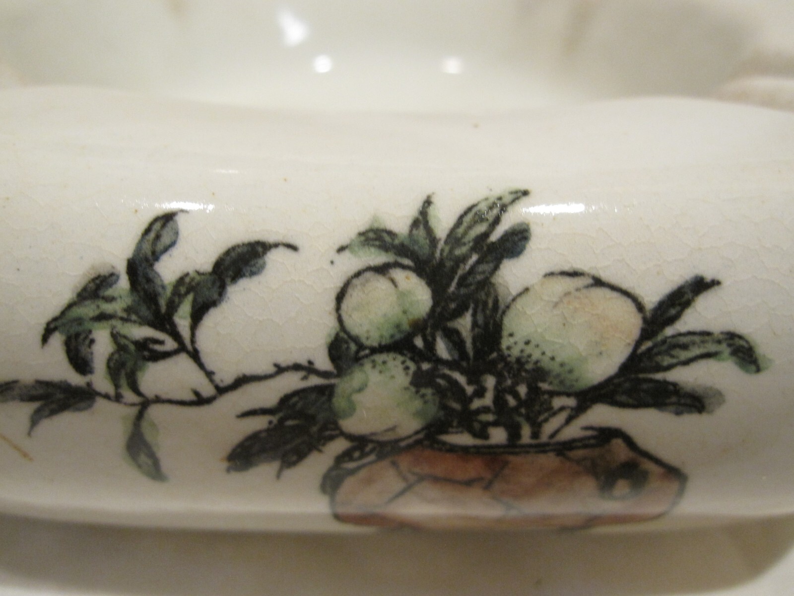 VINTAGE ASHTRAY RARE ASIAN CHINESE LARGE HEAVY POTERY MEN & WOMAN w/FLOWERS