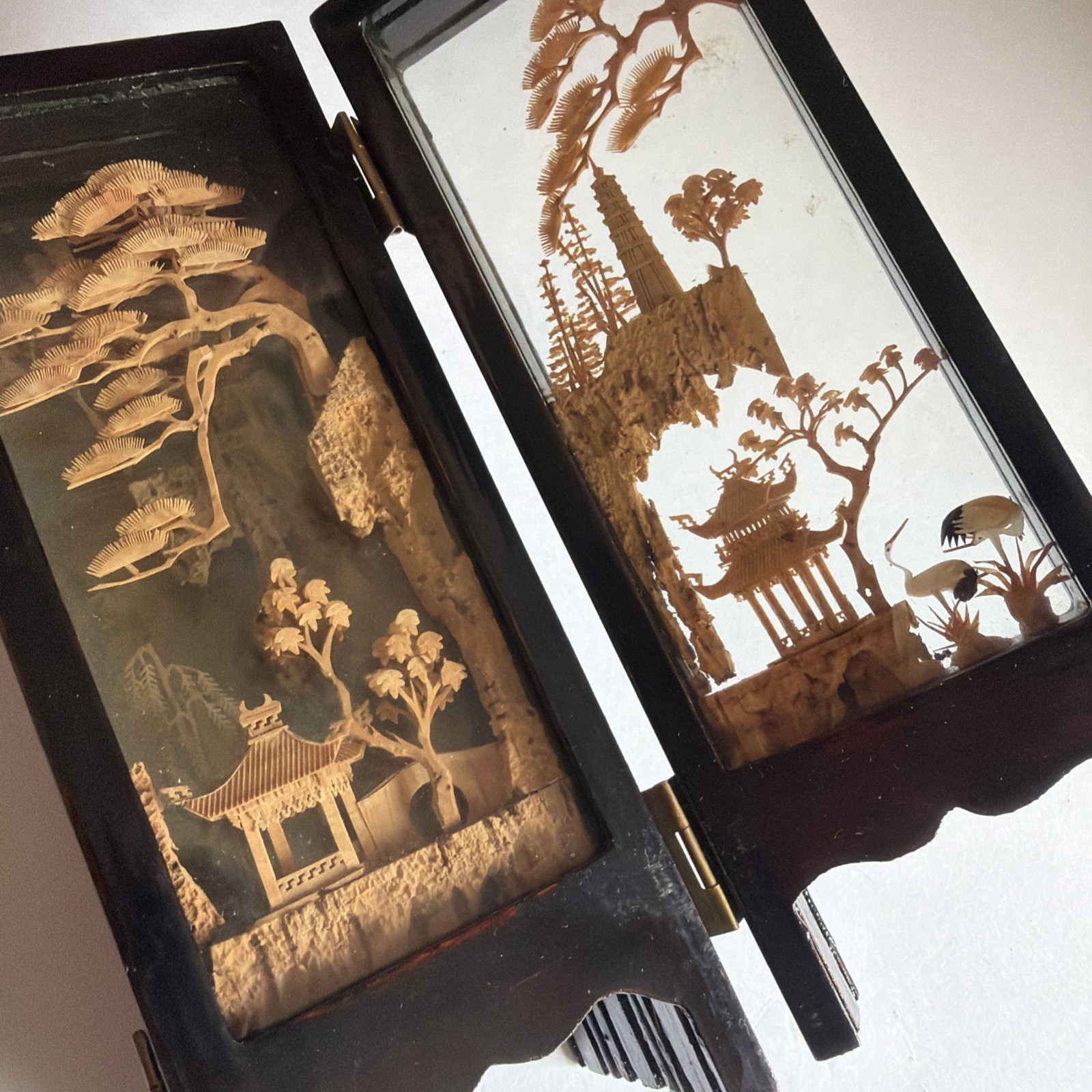 Vtg Chinese Cork Art Screen Folding 4 Panel Glass Pagoda Cranes Black Lacquer
