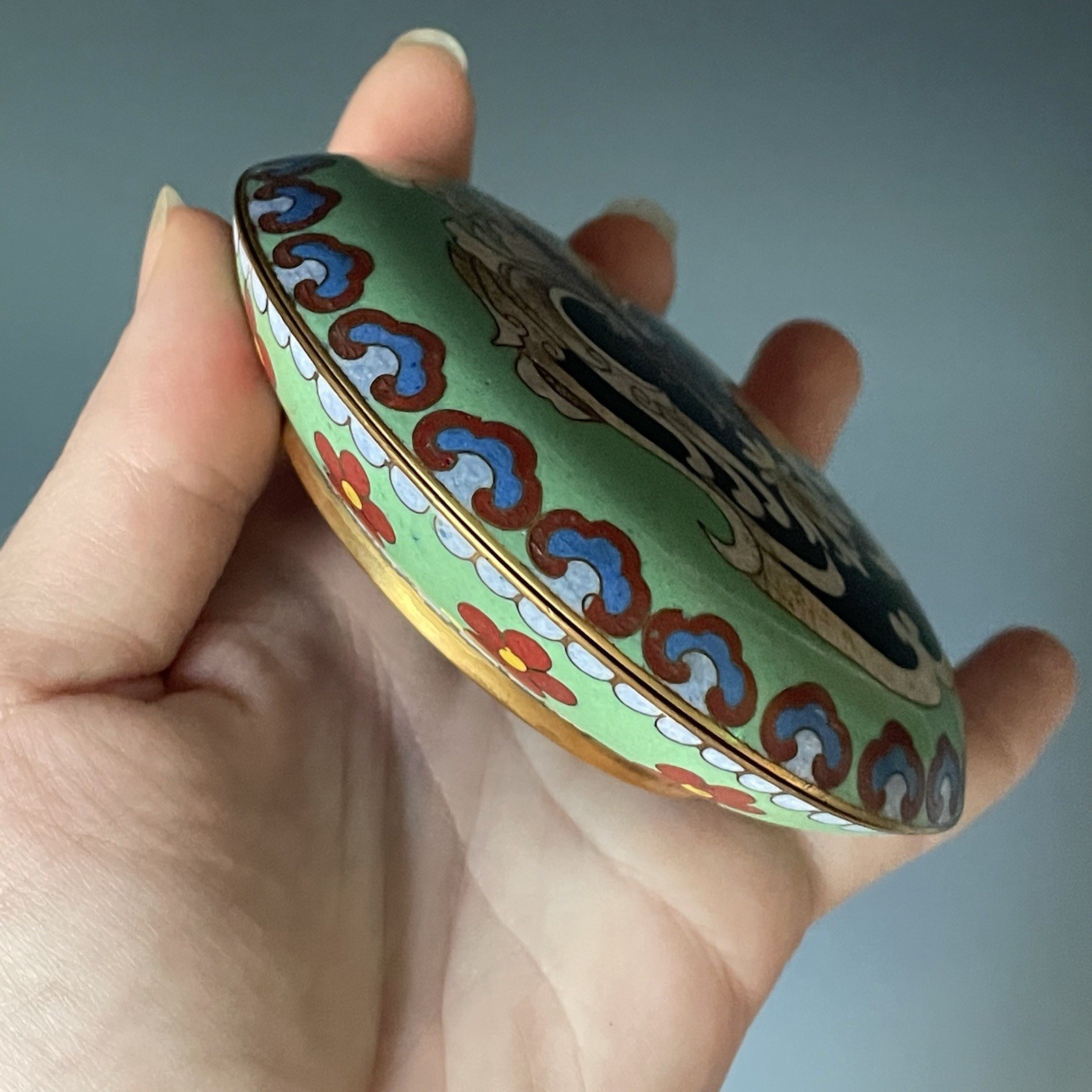 20th C. Chinese Cloisonne Phoenix Round Cosmetic Incense Scholar Powder Box