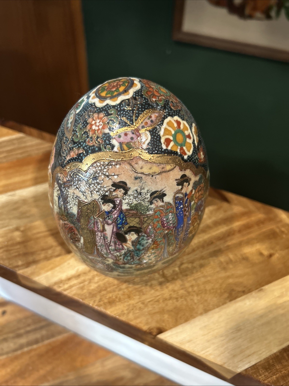 Vintage Satsuma Moriage Gilded Egg Hand Painted Porcelain Geishas in GardenJapan