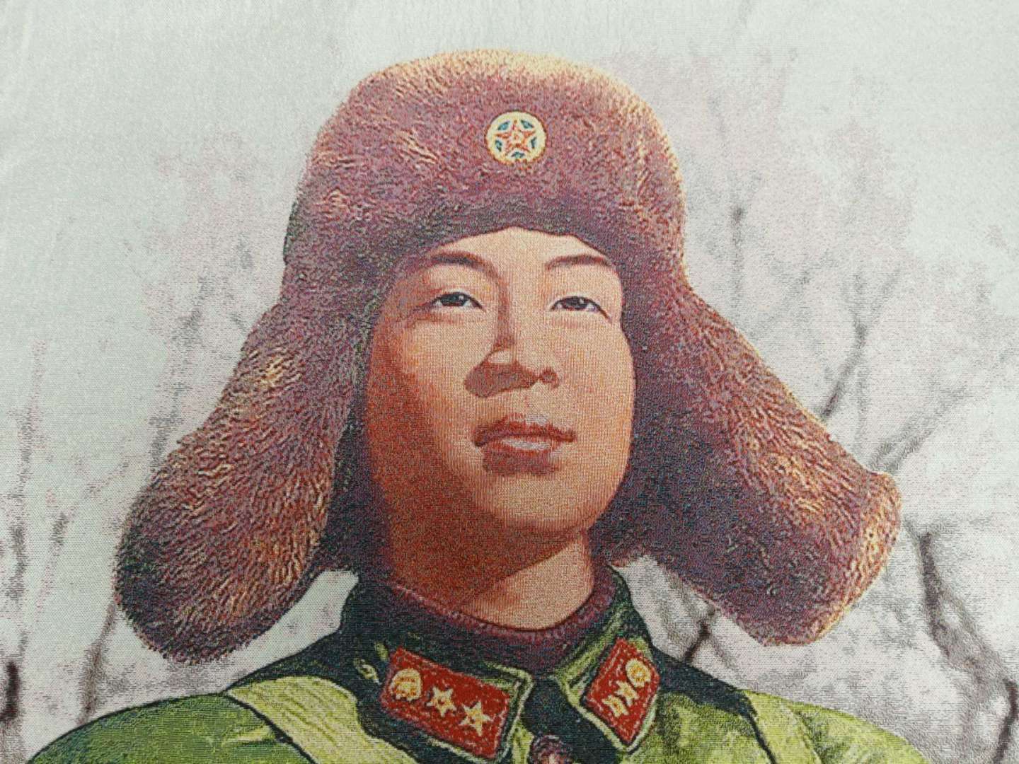 36″ Cloth Silk Municipal People’s Deputies PLA Fighters Lei Feng Thangka 26548