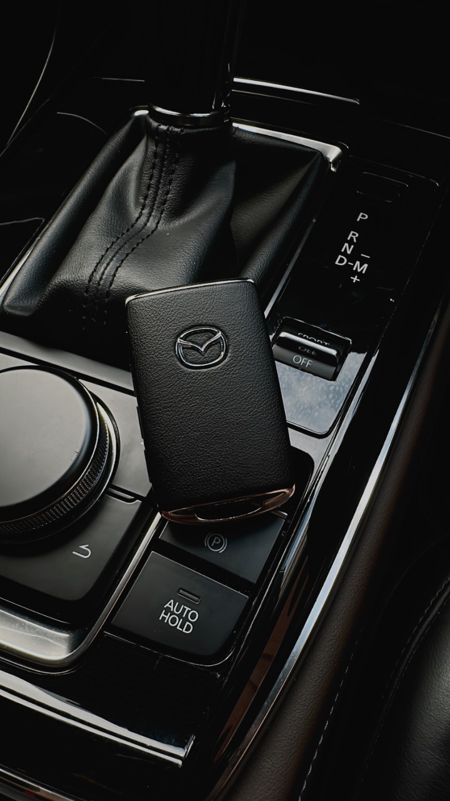 Mazda CX30 CX5 CX60 CX90 MX30 Mazda3 MX5 Leather Car Key Replacement Cover-BLACK