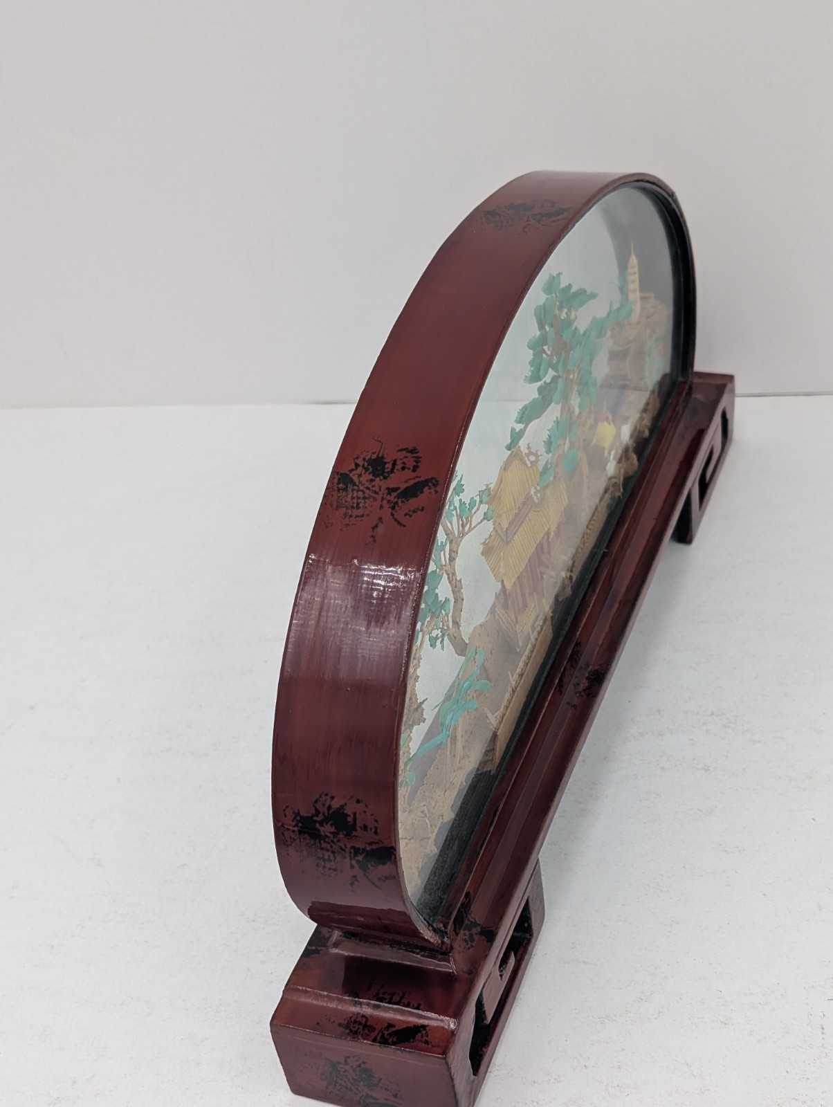 Vintage Oval Chinese/Asian Cork Art Hand Made Lacquered Wood With Glass 14x7x2